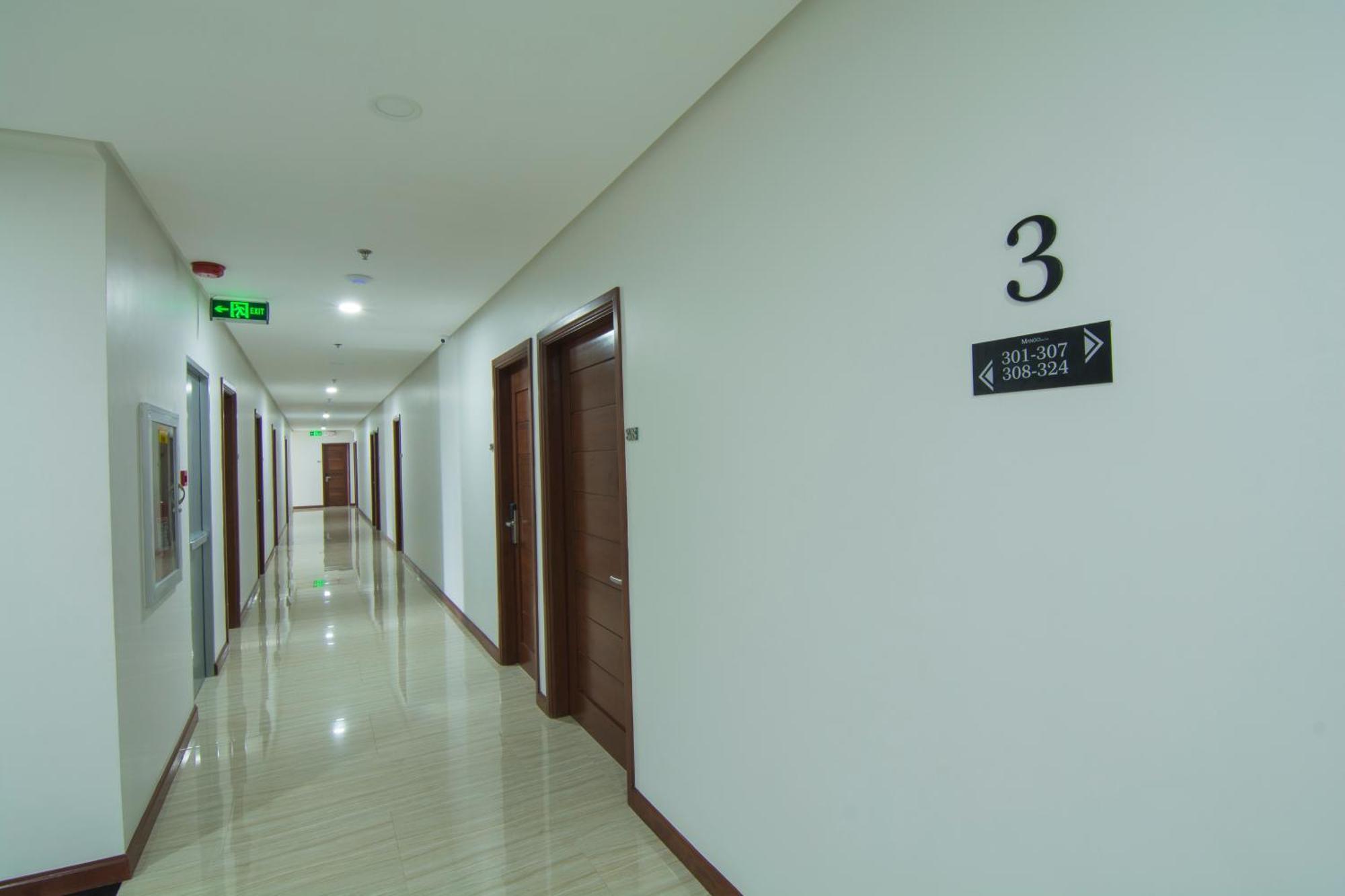 Mango Suites Cauayan Bagian luar foto